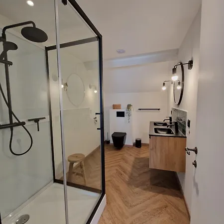 Habitat ベッド・アンド・ブレックファスト Momignies