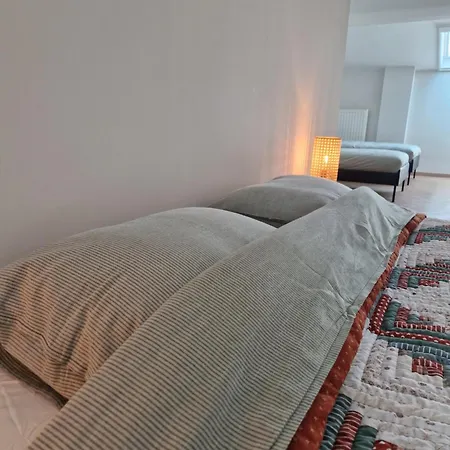 Habitat Bed & Breakfast *