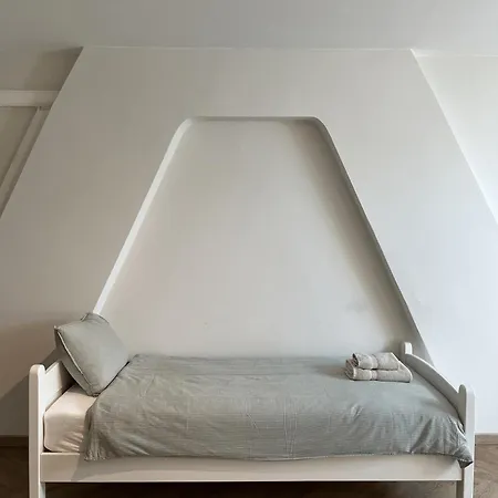 Habitat ベッド・アンド・ブレックファスト Momignies