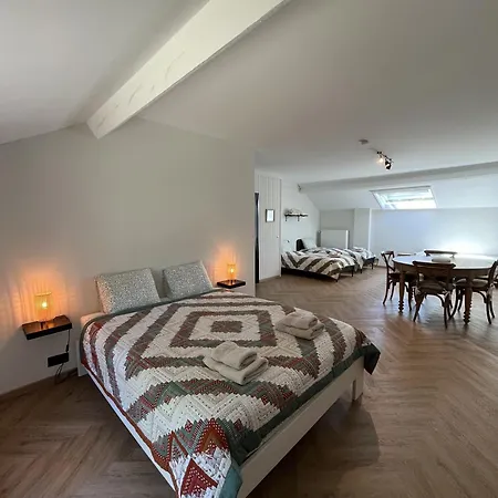 Habitat ベッド・アンド・ブレックファスト